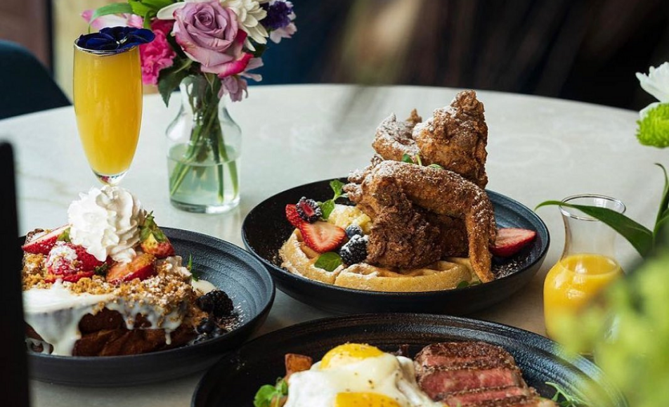 Louisiana Purchase Hosts Fundraising Brunch For Boobies